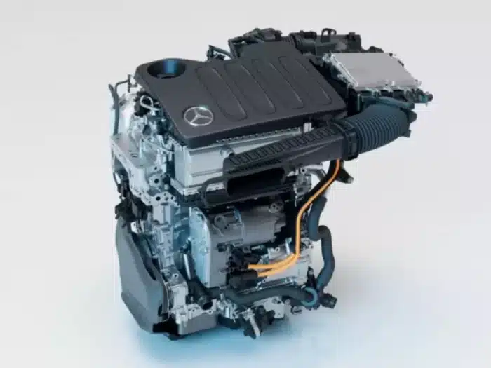 Mercedes motore M252 700x525