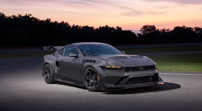 Mustang GTD Liquid Carbon, 815 cavalli in fibra pura 2 Mustang GTD Liquid Carbon 1 700x384