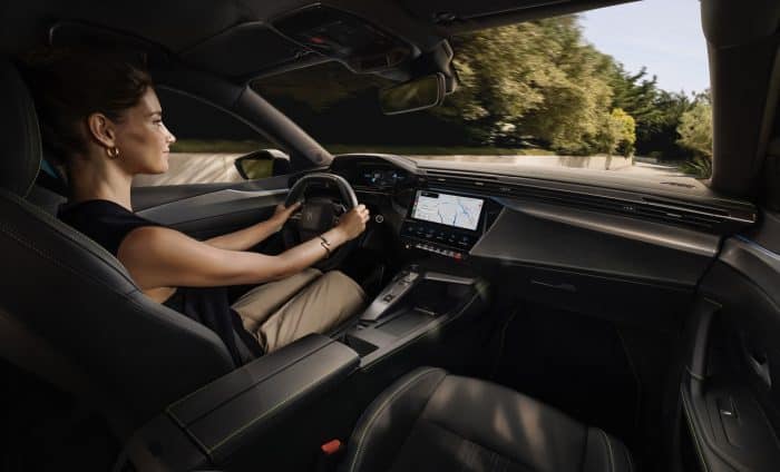 Peugeot 308 restyling 2025 19 700x424