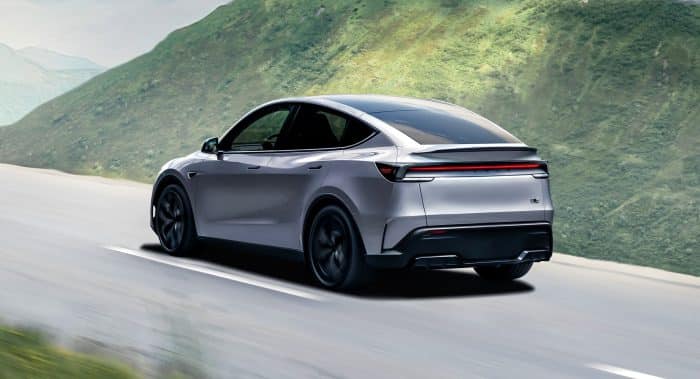 Tesla Model Y Performance  700x379