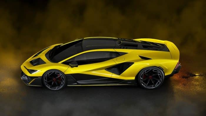 Pneumatici premium Bridgestone per la Lamborghini Fenomeno da 1.080 cavalli 1