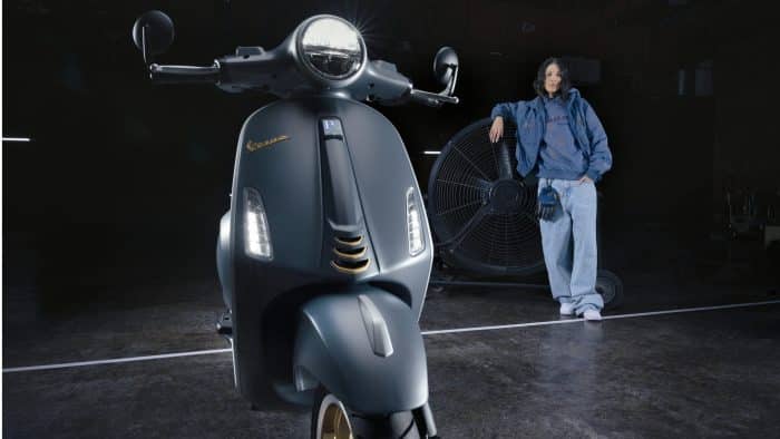 0011 0003 Vespa Officina08 0201 700x394