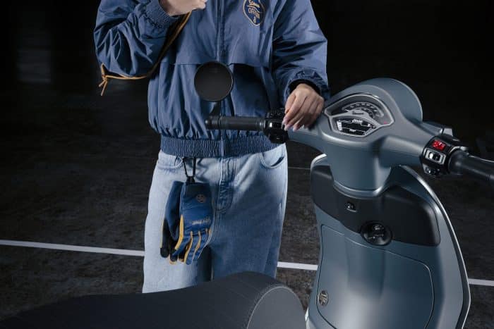 06 Vespa Officina 8 700x467