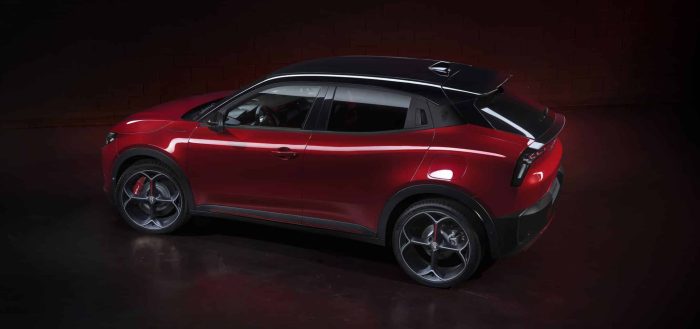 Alfa Romeo Junior elettrica 2 scaled e1758000285535 700x329