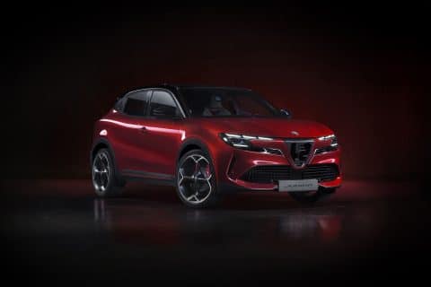 Alfa Romeo Junior elettrica 4 480x320