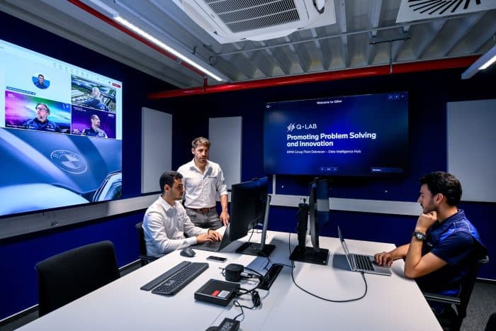 BMW Debrecen la fabbrica del futuro con iX3 e una formidabile tecnologia 175 700x467