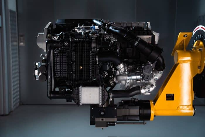 BMW lancera nel 2028 la prima auto a idrogeno di serie 2 700x467