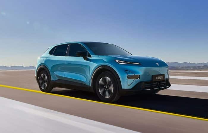 Changan Deepal S05, auto elettrica cinese in Europa ... da Torino 2 Changan Deepal S05 - 1