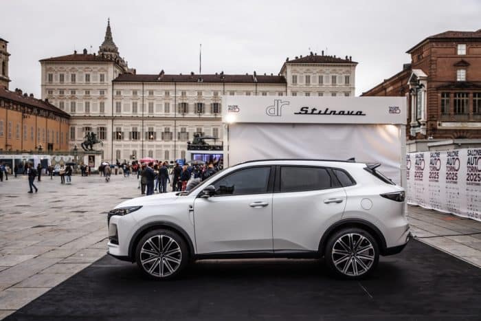 DR Automobiles, esordio per il full hybrid e per il nuovo Marchio Stilnovo 6 DR Stilnovo