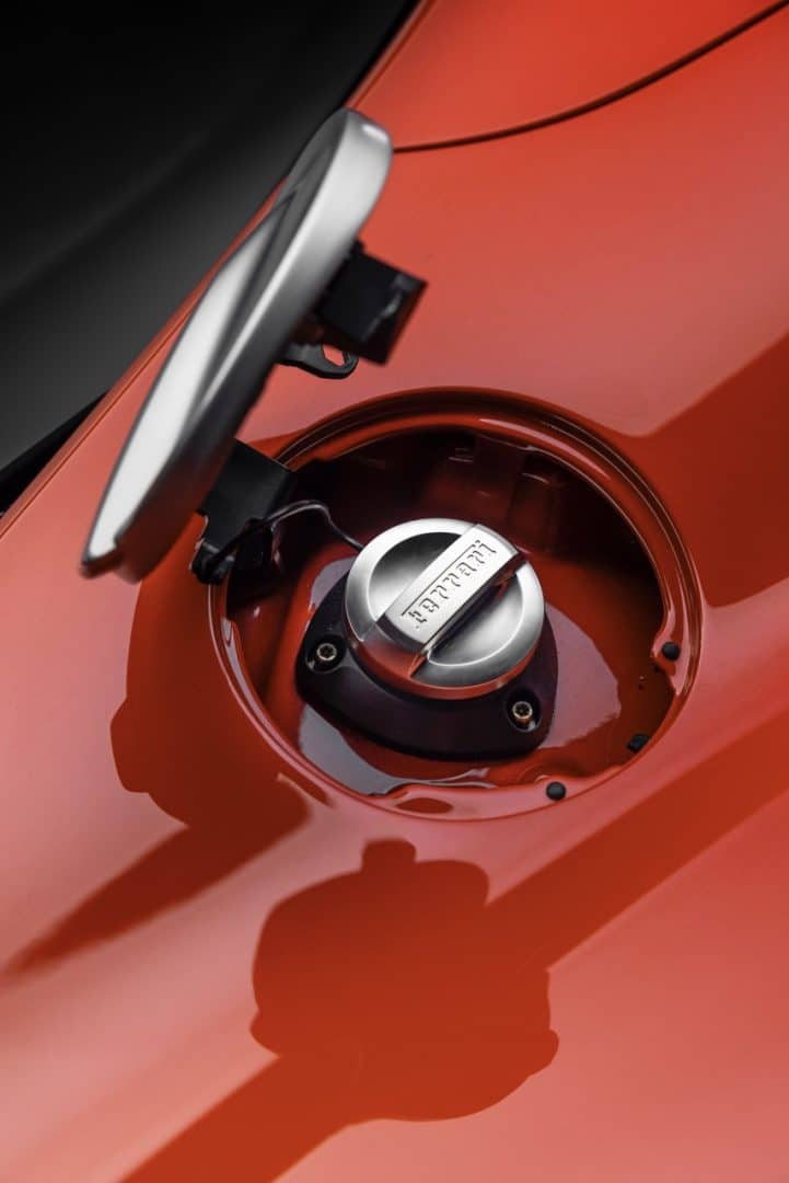 Ferrari 849 Testarossa Rosso Fiammante 17 dimensioni grandi 2 721x1080