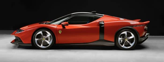 Ferrari 849 Testarossa Rosso Fiammante 5 dimensioni grandi 1 e1757433049868 700x264