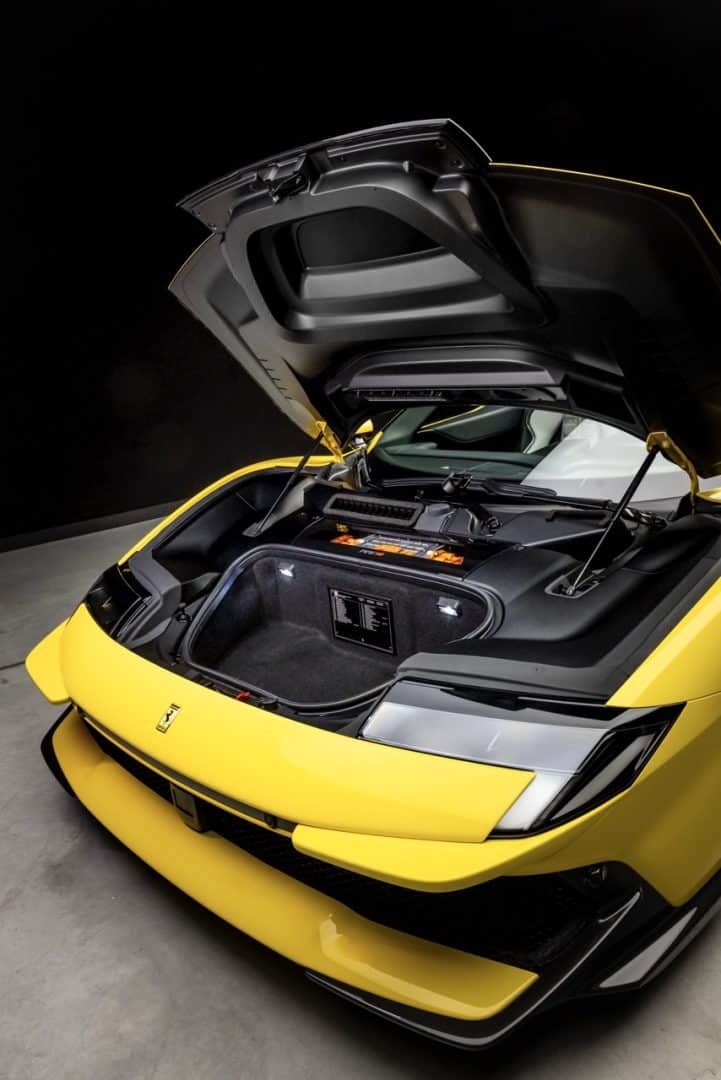 Ferrari 849 Testarossa Spider Giallo Modena 27 dimensioni grandi 721x1080