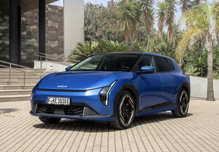 Kia alla kermesse con EV5, Sportage e nuove elettriche 5 Kia EV4 700x484