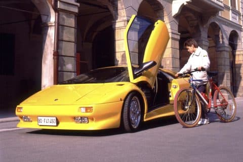 Lamborghini Diablo 57 e1758789055482 480x320