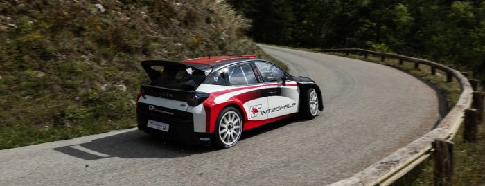 Lancia Ypsilon HF Integrale ufficiale 2025 5 e1757602676311 700x269