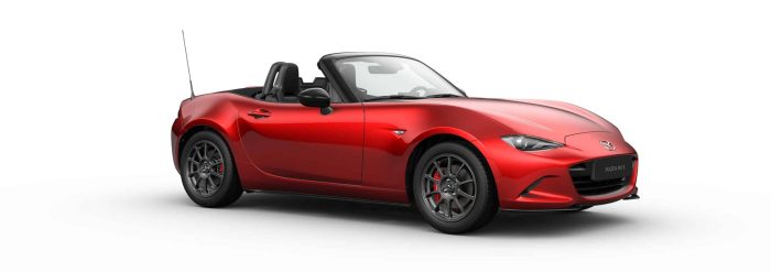 Mazda, Pietrantonio racconta la fenomenale accoppiata, 6e e MX-5 3 Mazda MX 5 Homura Soul Red Crystal scaled e1758910665625 700x247