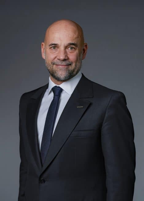 Nissan nuovi cambi al vertice per guidare la trasformazione in AMIEO Guillaume Cartier 469x656