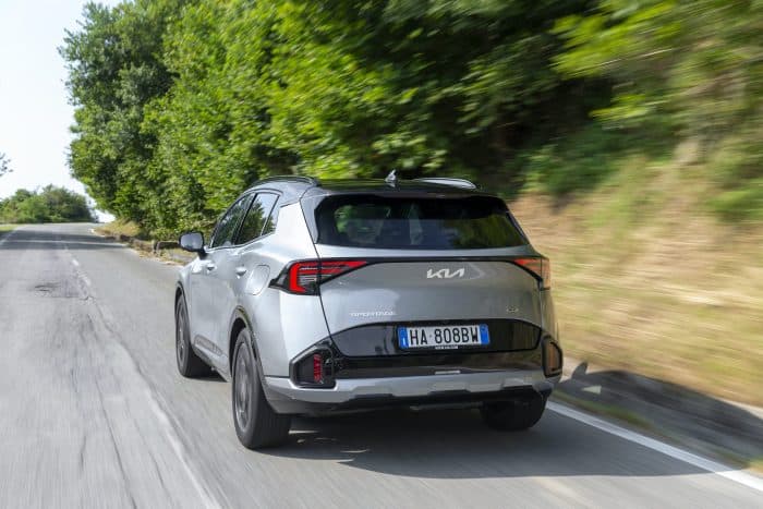 Nuovo Kia Sportage piu tecnologico e versatile che mai  700x467