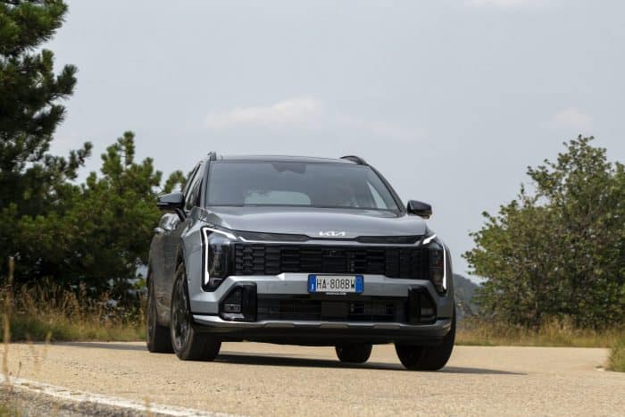 Nuovo Kia Sportage piu tecnologico e versatile che mai. 1 1 700x467