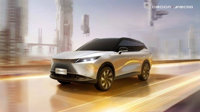 Omoda 7 700x393