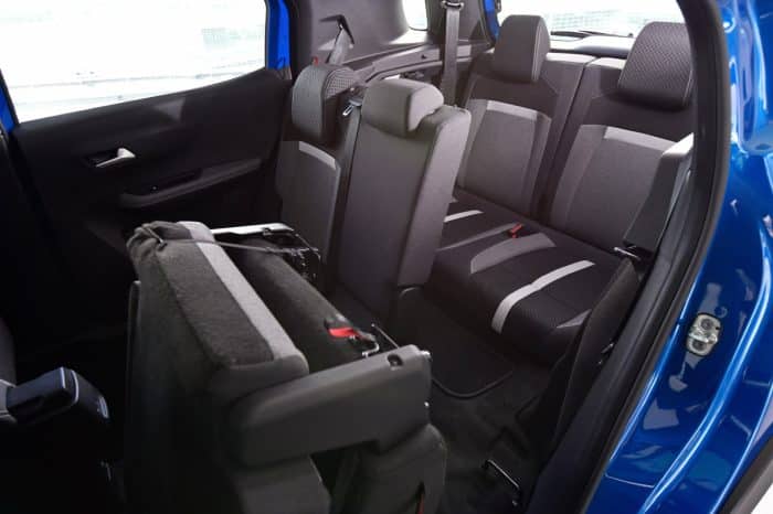 Opel Frontera GS 14 700x466