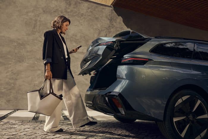 Peugeot 308 restyling prezzi, motori e dotazioni aggiornate 5 PEUGEOT 308 308 SW 2026 2 700x467