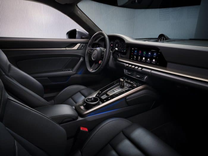 Fenomenale Porsche 911 Turbo S, 711 cavalli. T-Hybrid ridefinisce il limite 4 Porsche 911 Turbo S 2025 2 700x525