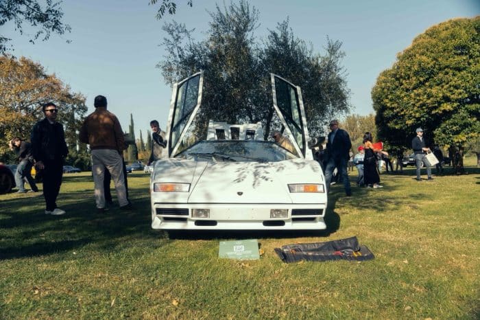 4 Lamborghini Countach 5000 Quattrovalvole dimensioni grandi 700x466