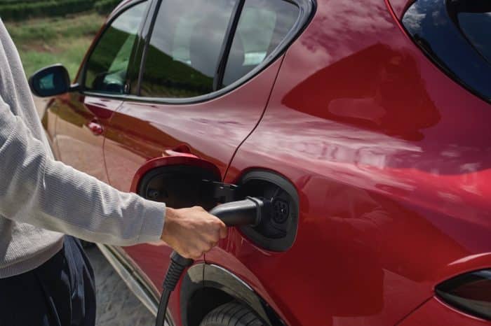 Alfa Romeo Tonale, prova su strada. Il restyling è di forma e di sostanza 9 Alfa Romeo Tonale 2026 36 700x466