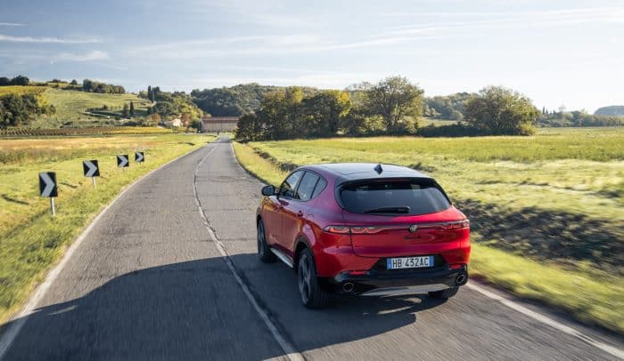 Alfa Romeo Tonale, prova su strada. Il restyling è di forma e di sostanza 11 Alfa Romeo Tonale 2026 facelift 31 700x406