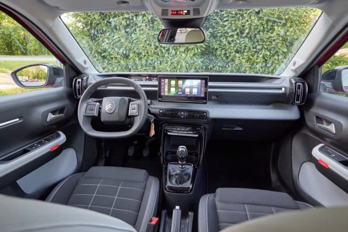 Citroen eC3 Urban Range elettrica europea da 6.900 euro con incentivi 3 700x467