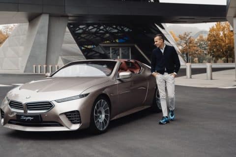 Consegnata ad Andrea Levy la prima BMW Skytop 33 e1760952223520 480x320