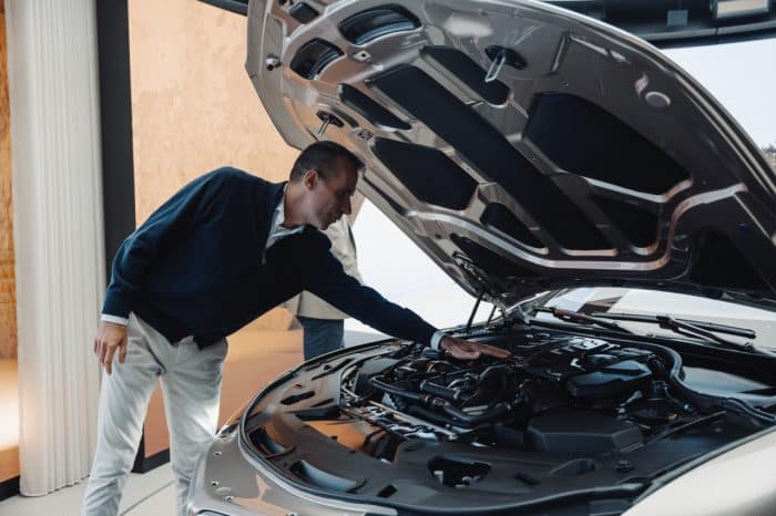 Consegnata ad Andrea Levy la prima BMW Skytop 78 700x466