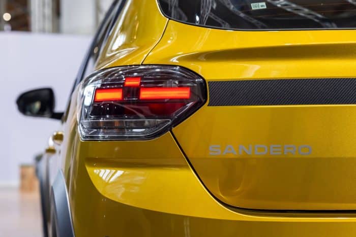 Dacia Sandero e Jogger 2026 34 700x467