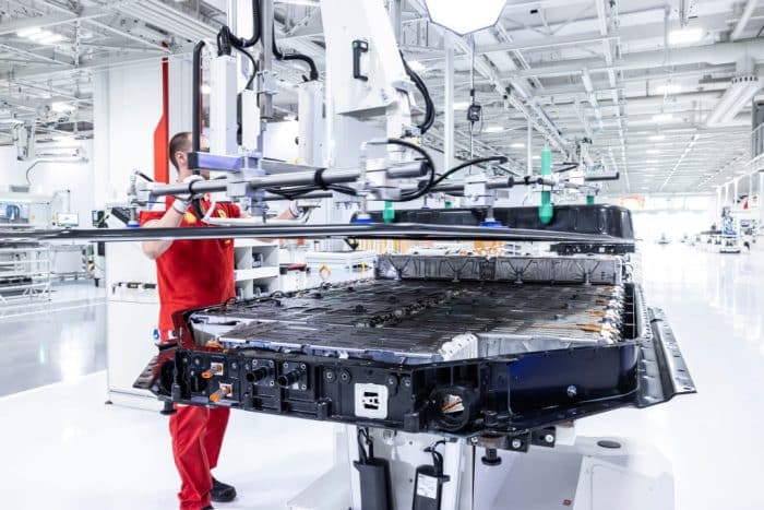 Ferrari Elettrica anteprima 40 700x467