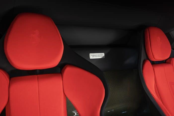 Ferrari SC40, fenomenale pezzo unico ispirato alla mitica F40 5 Ferrari SC40 2025 20 700x467