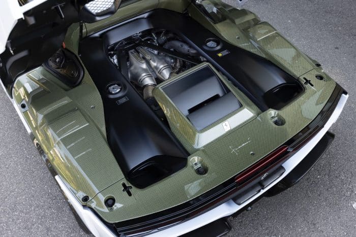 Ferrari SC40, fenomenale pezzo unico ispirato alla mitica F40 6 Ferrari SC40 2025 5 700x467