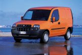 Fenomenale Fiat Doblò compie 25 anni, nuova edizione speciale e-Doblò vincente 10 Fiat Doblò Cargo