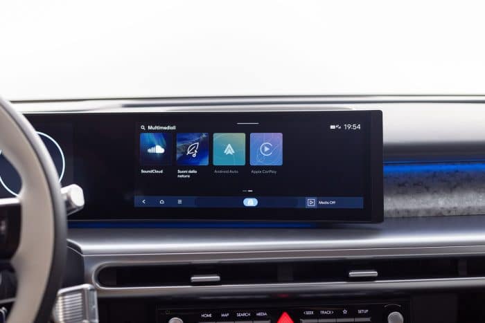 Hyundai IONIQ 9 interni 2 700x467