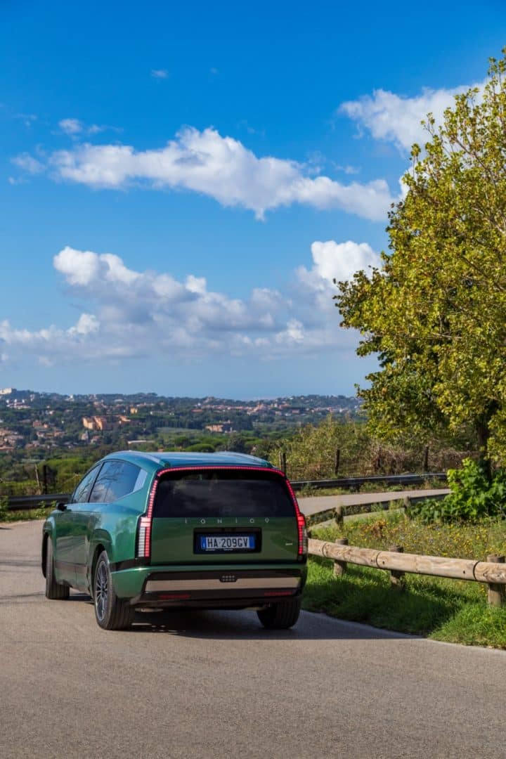 Hyundai Ioniq 9 250 720x1080