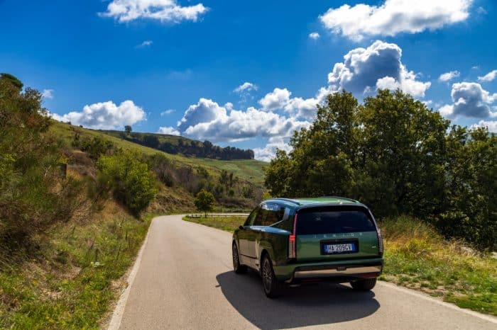 Hyundai Ioniq 9, prova della ammiraglia elettrica. Benessere sconfinato 7 Hyundai Ioniq 9 283 700x466