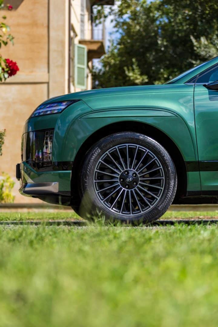 Hyundai Ioniq 9 342 720x1080