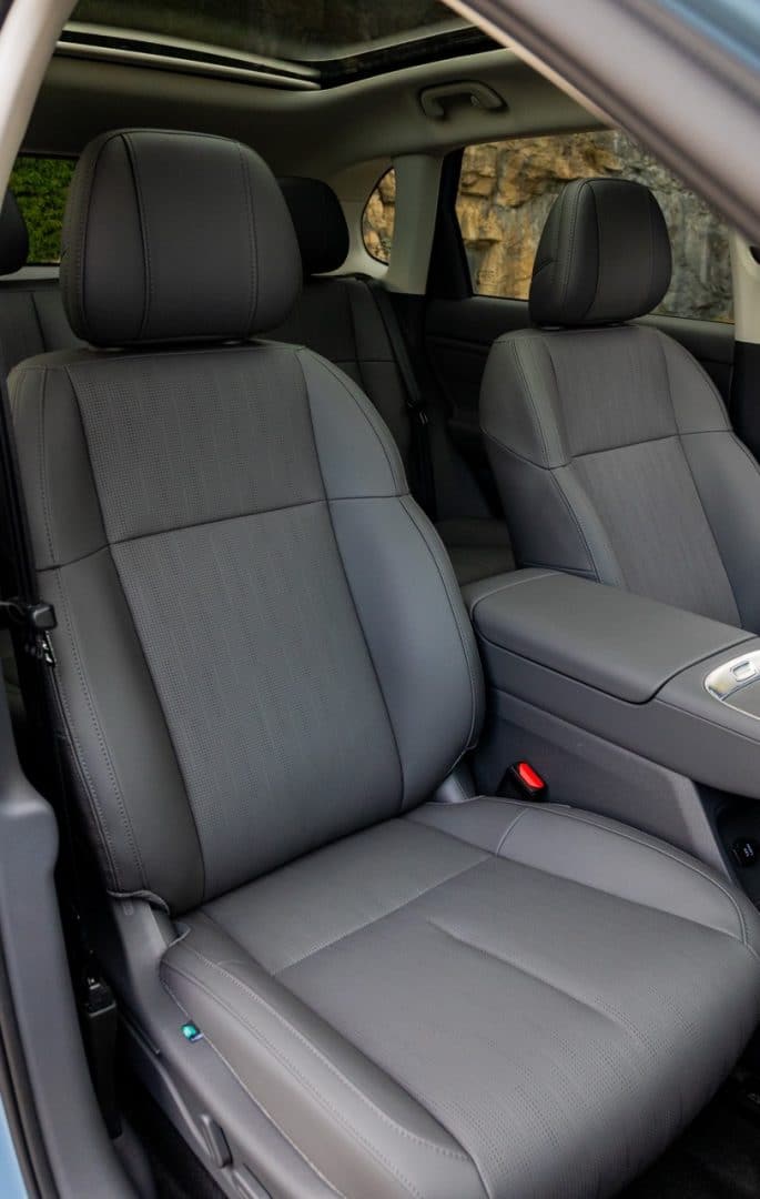 Leapmotor B10 le foto su strada 24 685x1080