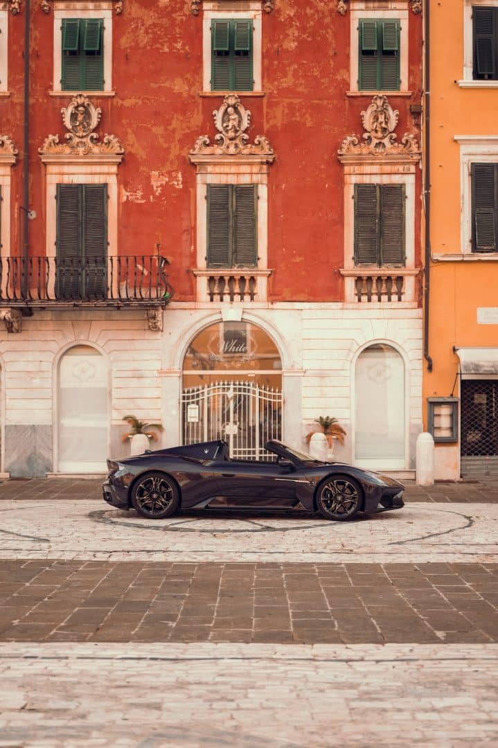 Maserat MCPura prova su strada 135 719x1080