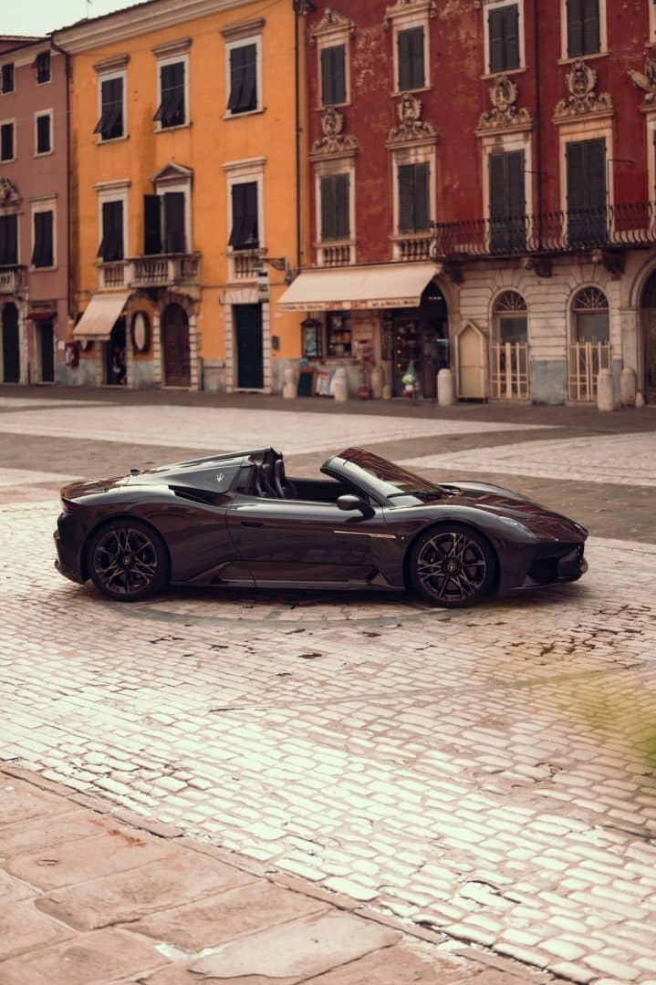 Maserat MCPura prova su strada 138 719x1080