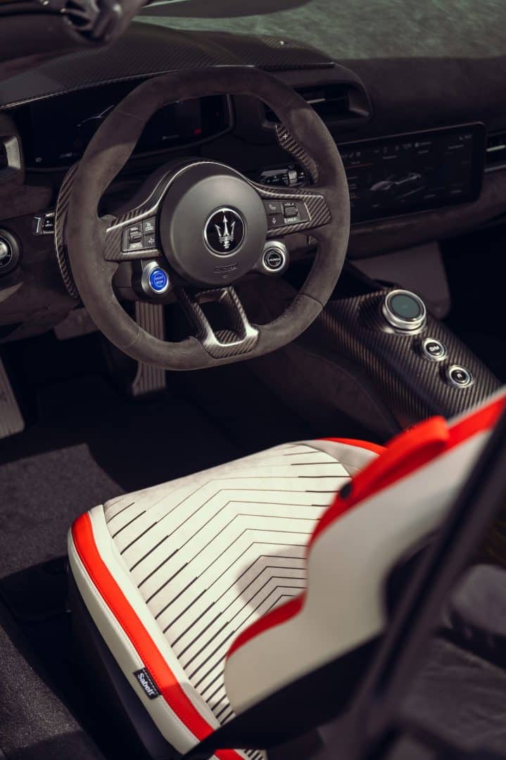 Maserat MCPura prova su strada 184 719x1080