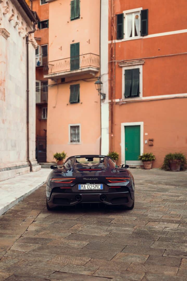 Maserat MCPura prova su strada 203 719x1080