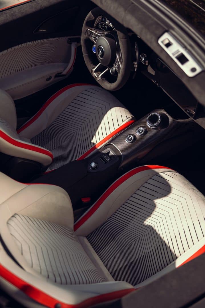 Maserat MCPura prova su strada 216 719x1080