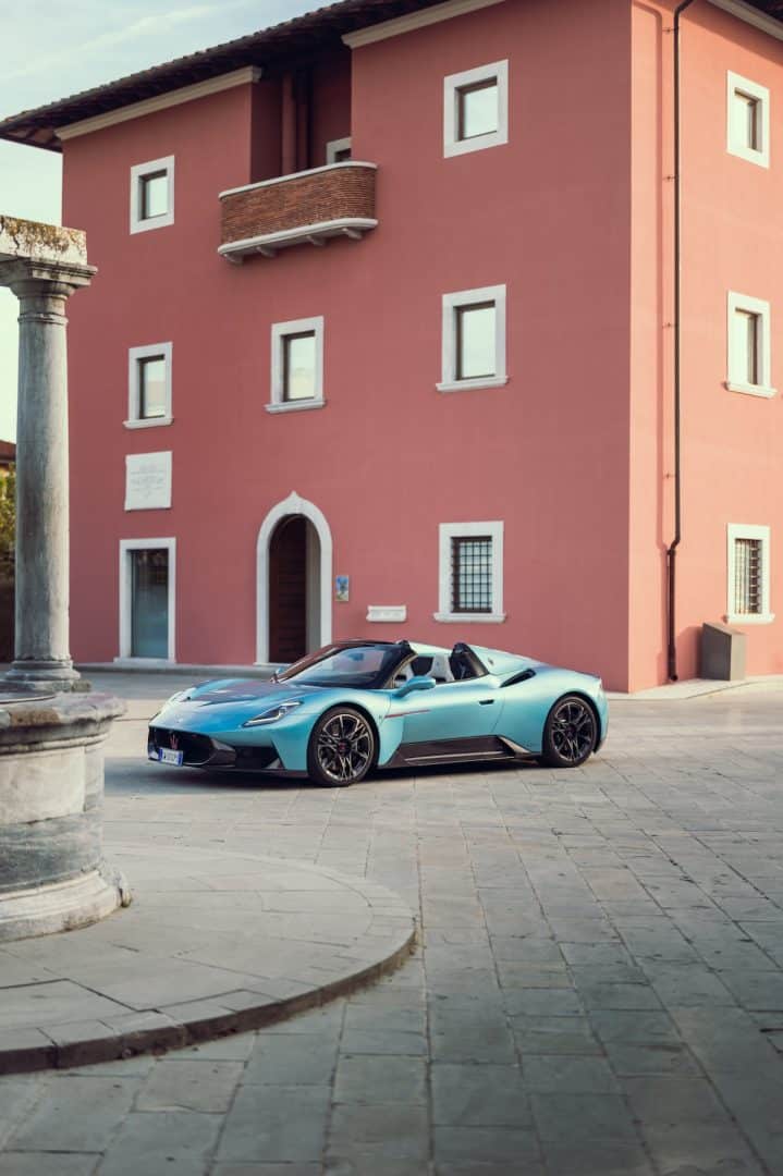 Maserat MCPura prova su strada 244 719x1080