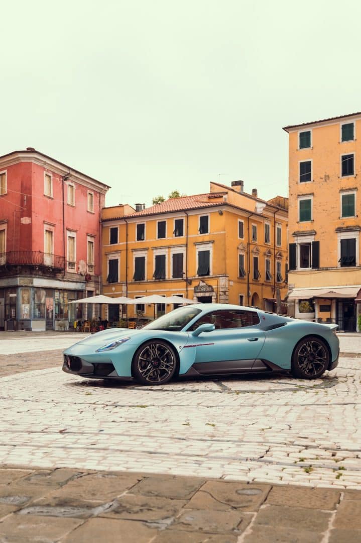 Maserat MCPura prova su strada 262 719x1080